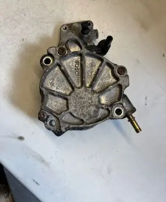 Peugeot 4007 Vacuum pump 1403S
