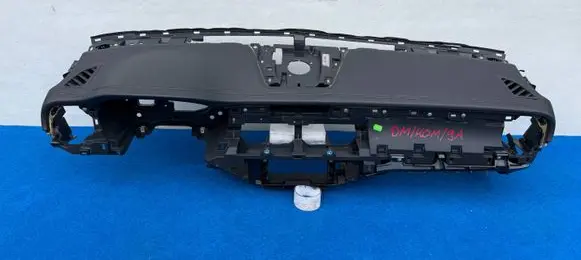 Mercedes-Benz X-class W470 Dashboard 681005XA1A