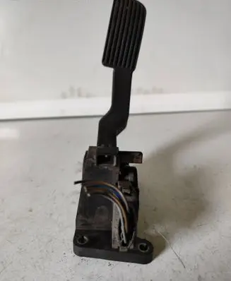 Mercedes-Benz Sprinter W901 W902 W903 W904 Accelerator throttle pedal 0281002335 A9013000404