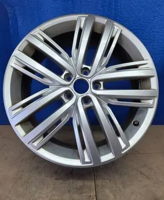 Volkswagen Tiguan R19 alloy rim 5NA601025AP 5NA601025F