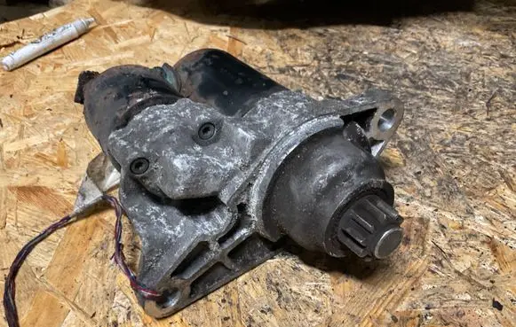Seat Ibiza III (6L) Starter motor 0001120400
