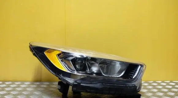 Ford Kuga II Headlight/headlamp GJ54-13W029 2587