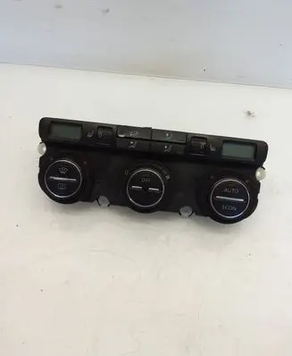 Volkswagen Touran I Climate control unit