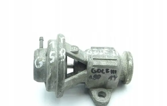 Volkswagen Golf III EGR valve 028131501K