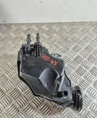 Volvo XC40 Intake resonator 32298336