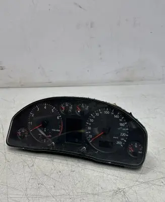 Audi A6 S6 C5 4B Speedometer (instrument cluster) 4B0919880H 110008890002