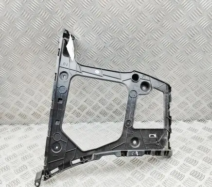Audi Q7 4M Rear bumper mounting bracket 4M0807453