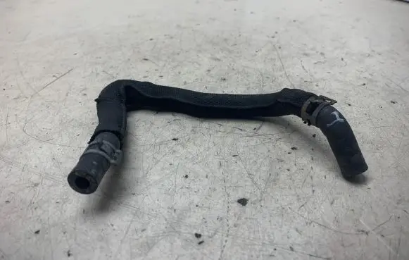 Mercedes-Benz A W169 Engine coolant pipe/hose