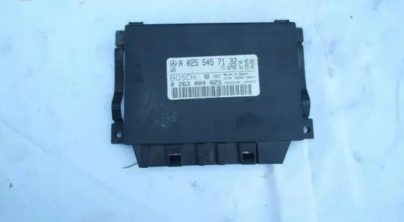 Mercedes-Benz E W211 Parking PDC control unit/module A0255457132 0263004025