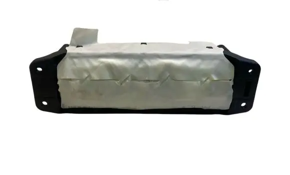 Mercedes-Benz C W205 Passenger airbag 2058600500 34169925A 1000000714266