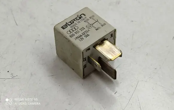Volkswagen Sharan Other relay 8D0951253