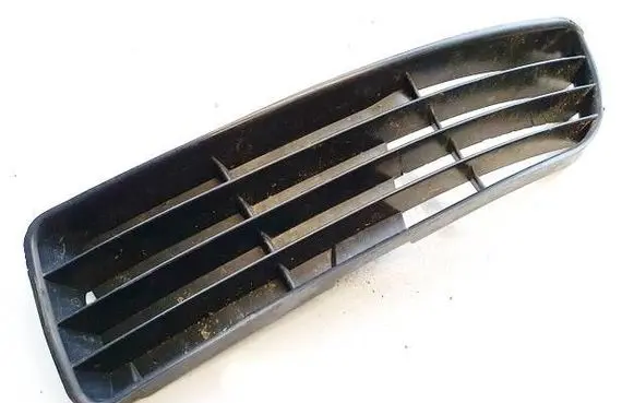 Audi A4 S4 B5 8D Front bumper lower grill 8d0803899b