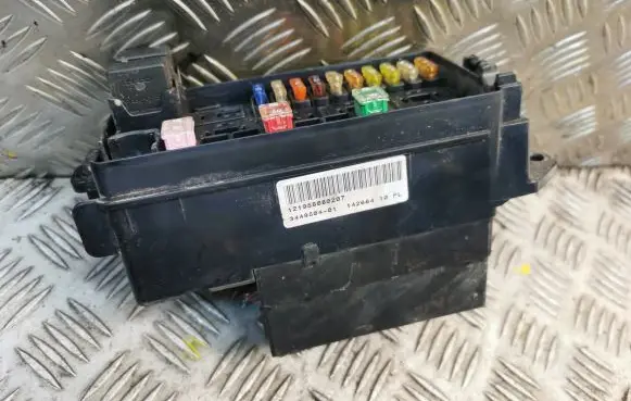 Mini One - Cooper Coupe R56 Fuse box set 3449504