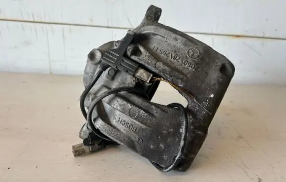 Mercedes-Benz E W211 Front brake caliper Z06028295LI