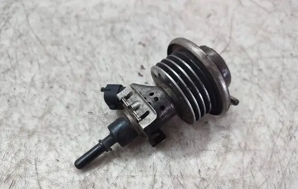 Land Rover Range Rover Evoque L538 AdBlue injector 04440210502