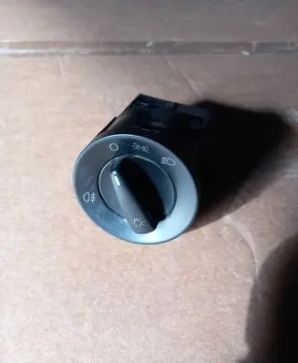 Volkswagen PASSAT B5 Light switch 1C0941531