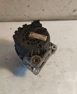 BMW 1 E81 E87 Generator/alternator 7802261