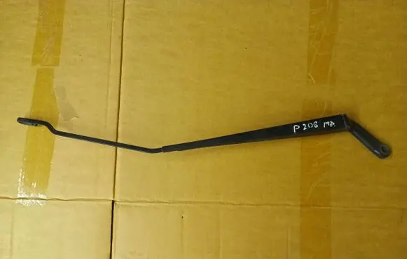 Peugeot 206 Front wiper blade arm