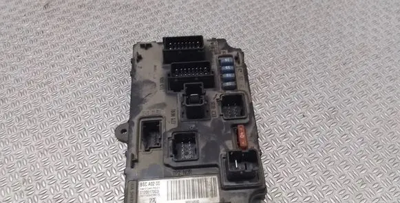Peugeot 407 Fuse module 9656148080