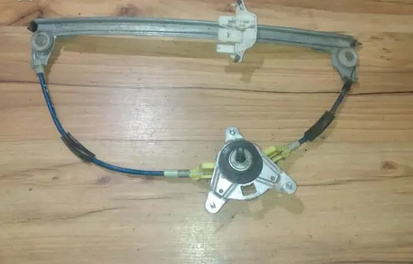 Peugeot 406 Sliding door window regulator with motor 9615037580