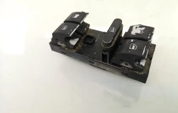 Volkswagen Touran I Electric window control switch 1K4959857
