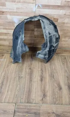 Volkswagen Touareg III Front wheel arch liner splash guards 760805911