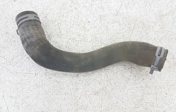 Ford Escape III Engine coolant pipe/hose 1036998