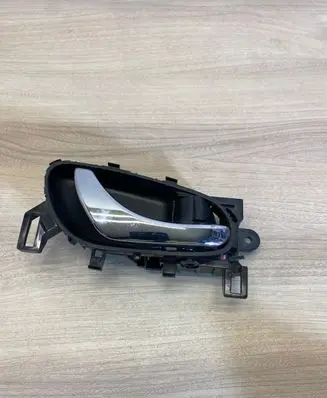 Nissan X-Trail T32 Rear door interior handle