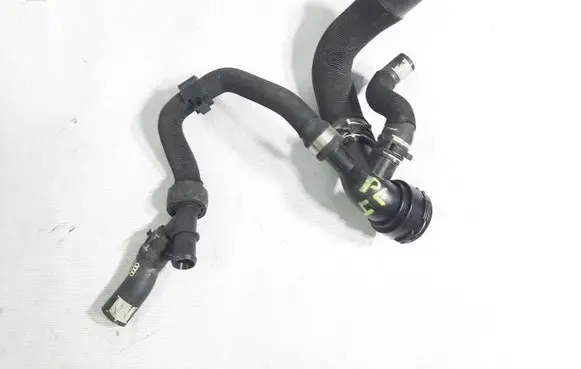 Porsche Cayenne (9Y0 9Y3) Engine coolant pipe/hose 4M0122055DB