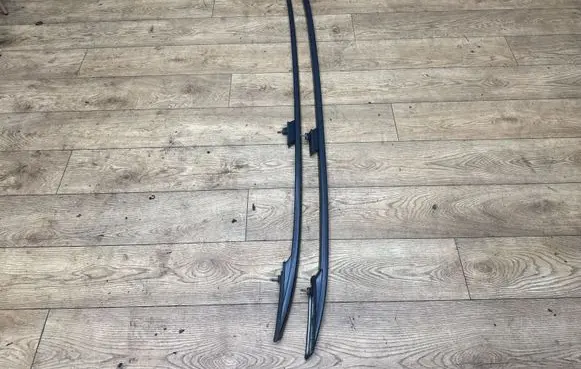 Mercedes-Benz C W204 Roof bar rail A2048900293