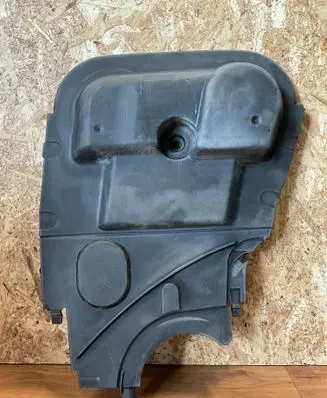 Volvo V70 Timing belt guard (cover) 8642372 8642818