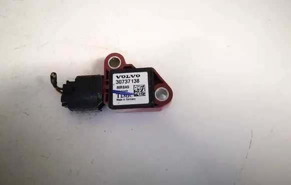 Volvo V50 Airbag deployment crash/impact sensor 30737138