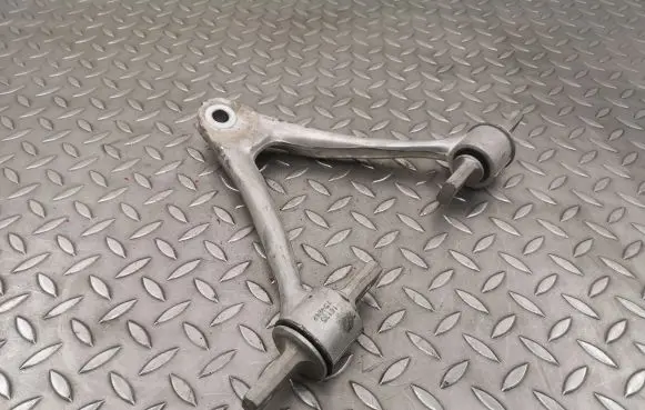 Chevrolet Corvette C7 Front lower control arm/wishbone