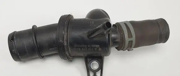 Mercedes-Benz A W169 Thermostat housing A6402000415