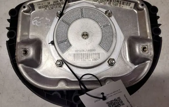 Mercedes-Benz A W168 Steering wheel airbag 1616389919 3L1992710183 013735
