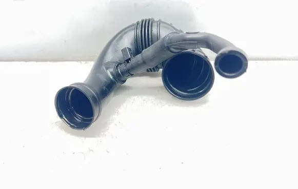 Mercedes-Benz C W203 Air intake hose/pipe A6460941297