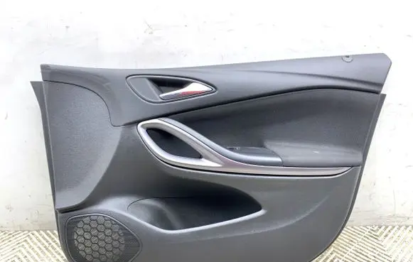 Opel Astra K Front door card panel trim