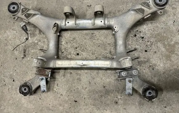 BMW 7 G11 G12 Rear subframe 6861096 4153318