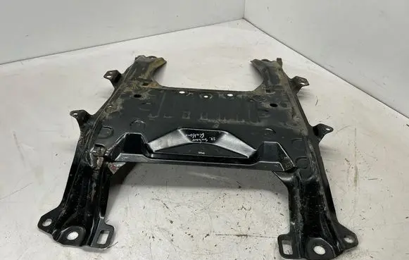 Subaru Outback (BT) Engine splash shield/under tray