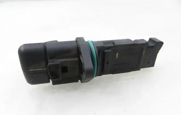 Audi A3 S3 8L Mass air flow meter F00C2G2055