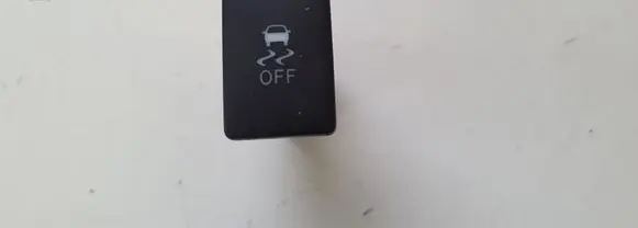 Traction control (ASR) switch
