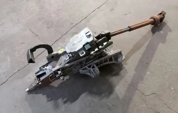 Volvo XC60 Steering wheel axle 31202090 P31202090 31302631