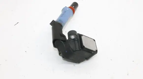 Mercedes-Benz GLA W156 High voltage ignition coil A2749061400