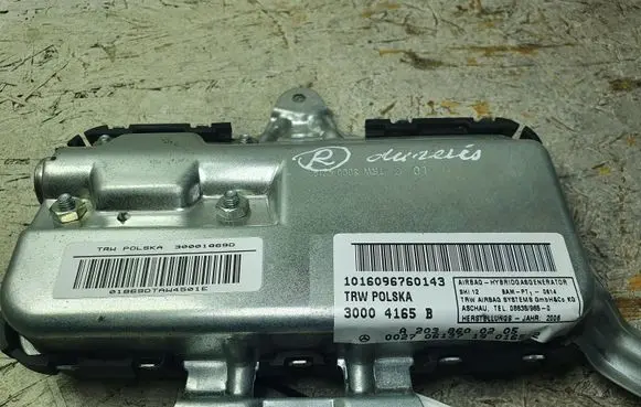 Mercedes-Benz CLS C219 Rear door airbag A2038600205