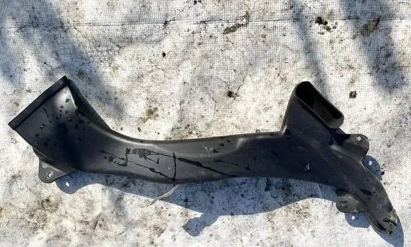 BMW 6 E63 E64 Cabin air duct channel 6422711480201