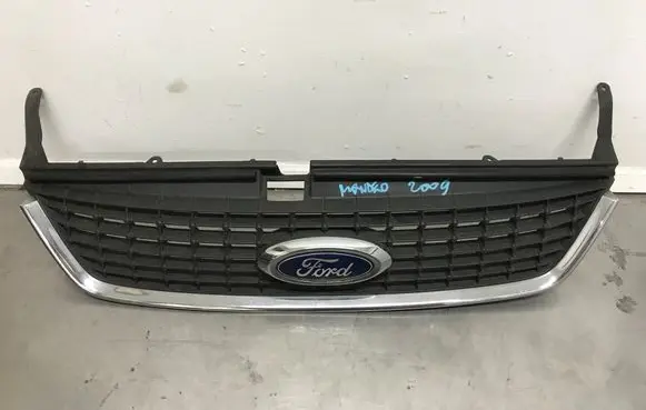 Ford Mondeo MK IV Front bumper upper radiator grill 7S718200A 7S718200D