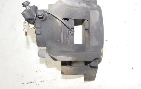 Peugeot 508 Front brake caliper