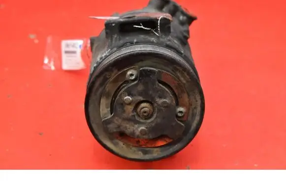Opel Insignia A Air conditioning (A/C) compressor (pump) 
