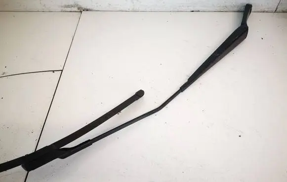 Skoda Superb B6 (3T) Front wiper blade arm 3t1955410a