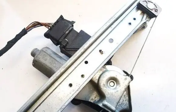 Mercedes-Benz A W168 Rear door window regulator motor 114898XXX